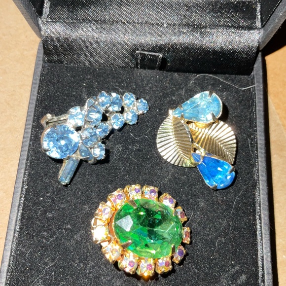 Antique earrings (clip) - Picture 2 of 3